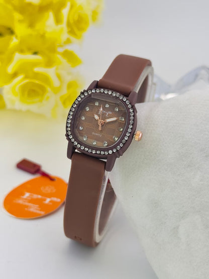 FT Luxe Halo Rubber Belt Watch Forever Times