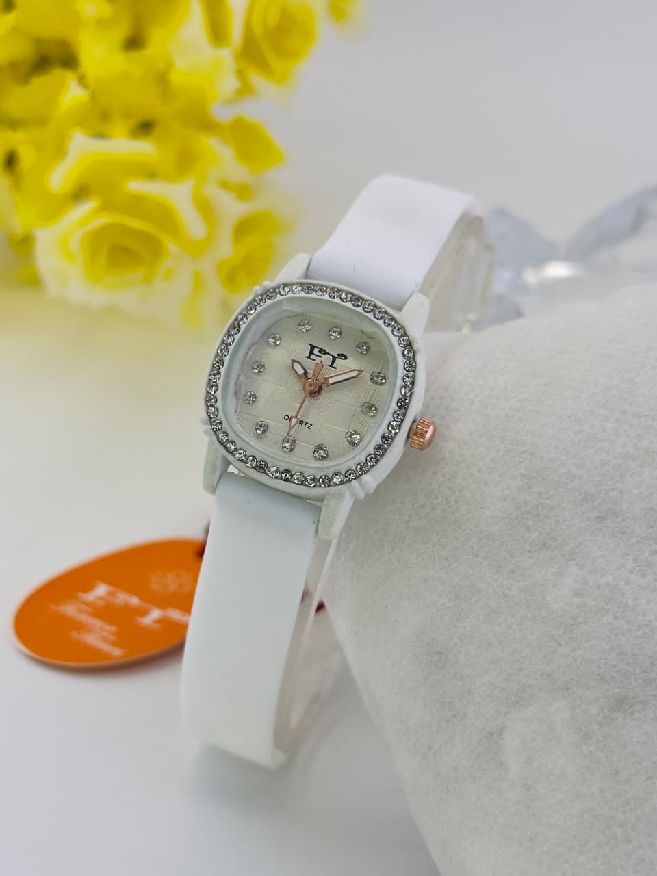 FT Luxe Halo Rubber Belt Watch Forever Times